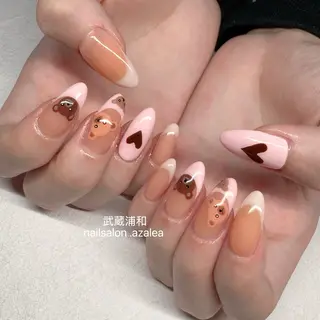 ネイル R inのネイルデザイン