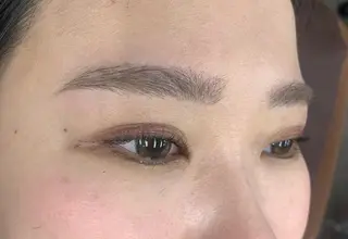 アイブロウ プラスアイ千葉東口店 mamico🎧のマツエク・マツパデザイン