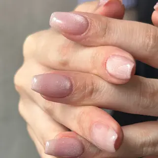 ネイル scré as Ételのネイルデザイン