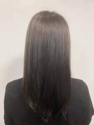 カラー ソシエ錦糸町店所属・宮下 真奈のヘアスタイル