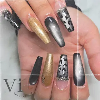 ネイル Nail Salon Vi+のネイルデザイン