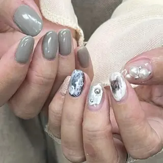 ネイル nailstudio eviz新宿店のネイルデザイン