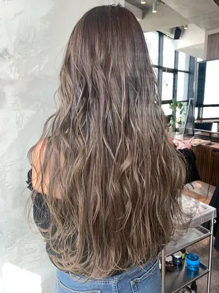 セミロング カラー 🉐レイヤー/塩見 弘樹🉐渋谷のヘアスタイル