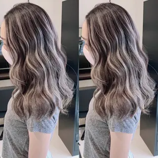 ロング カラー オフホワイトアンドなんば所属・福西 洋斗のヘアスタイル