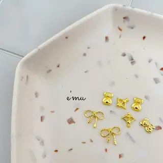 ネイル nail salon e'mu💐のネイルデザイン