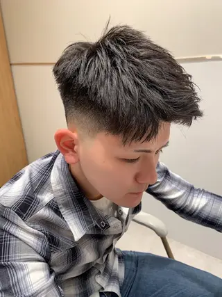 メンズ 韓国ヘア/レイヤー/ 顔まわり/りょーとのヘアスタイル