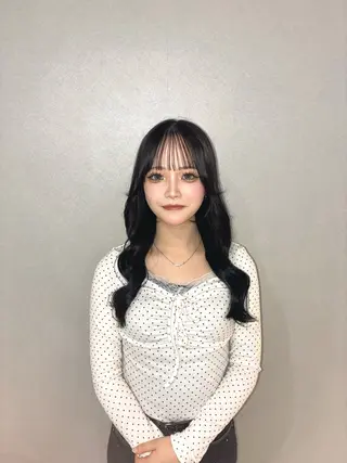 ロング カラー ハナダ メイのヘアスタイル