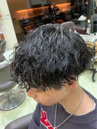 パーマ メンズ レイヤー/スパイキー ショート/坂本翔のヘアスタイル