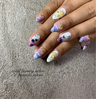 ネイル LAVISH nail salonのネイルデザイン