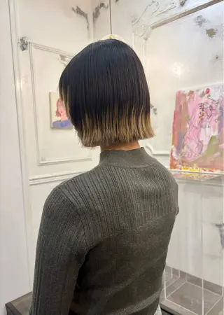 ショート カラー comeghead 琴音のヘアスタイル