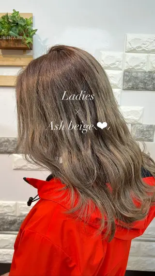 セミロング カラー 大人女性ぼかし メンズ強化🦙平作のヘアスタイル