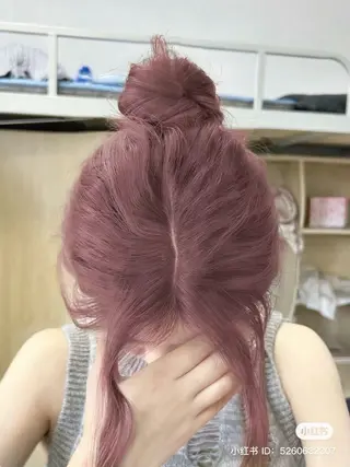 カラー akari🎀🤍 ガーリーstyleのヘアスタイル