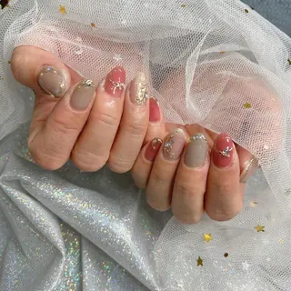 ネイル Nail Salon & MORE.のネイルデザイン