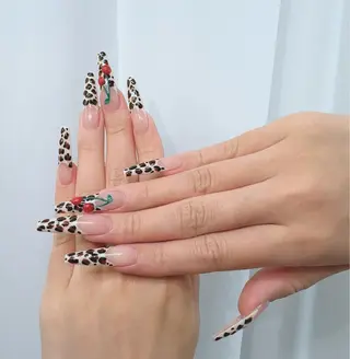 ネイル ༺༒T&K nail ༒༻のネイルデザイン