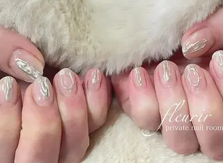 ネイル フルリール 【プライベートサロンのネイルデザイン