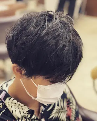 ショート カラー justbeauty CiNQのヘアスタイル