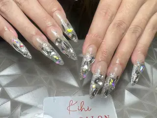 ネイル 💕鈴木ユリ パラジェル/オフ無料のネイルデザイン