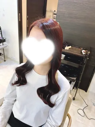 ロング 荻野 ひなのヘアスタイル