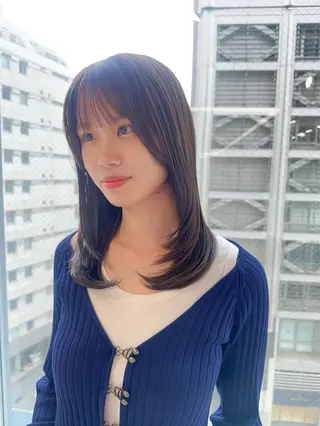 ミディアム カラー ブリーチなし/レイヤ ー特化🌈Tommyのヘアスタイル