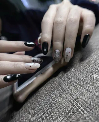 ネイル ヒユ ヒヨリのネイルデザイン