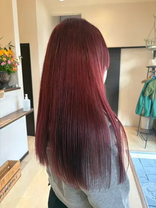 カラー スズキ ユウナのヘアスタイル