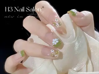セミロング H3 ネイル サロンのネイルデザイン