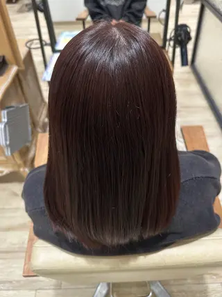 ロング カラー 伊藤 梨緒のヘアスタイル