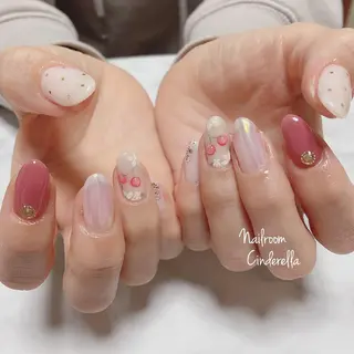 ネイル Nailroom. Cinderellaのネイルデザイン