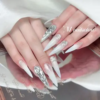 ネイル M🌷nail 長さだし専門店のネイルデザイン