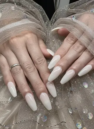 ネイル 24時間営業 UNABOMBAのネイルデザイン