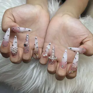 ネイル ANH NAIL ゴテゴテ専門店💎のネイルデザイン