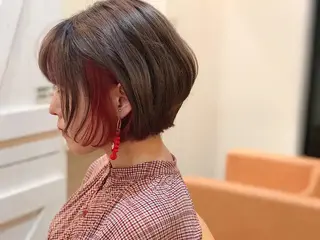 ショート Lond enikaのヘアスタイル