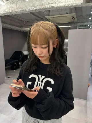 セミロング カラー 名古屋／デザイン／ ブリーチ/松井亮磨のヘアスタイル