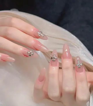 ネイル Zz nail salonのネイルデザイン
