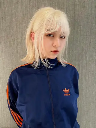 ミディアム カラー SALOWIN所属・ブリーチ✨ ボブ🪢レイヤーのヘアスタイル