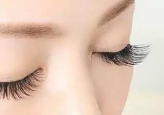 マツエク・マツパ eye  salon LYRA 【アイサロン　リラ】所属・伊藤 亜寿香のマツエク・マツパデザイン