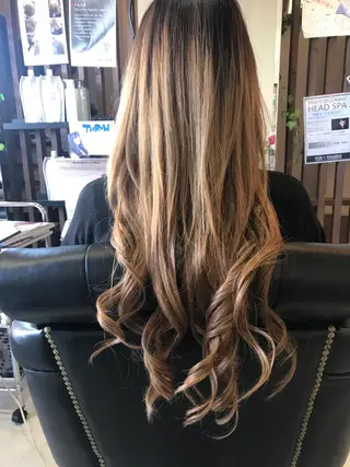 ロング ヘアーデザイン arのヘアスタイル