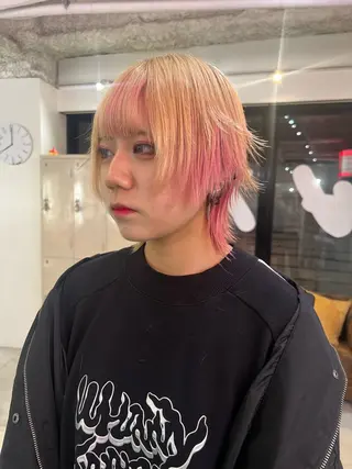 ショート 💥ウルフカット デザインあんな💥のヘアスタイル