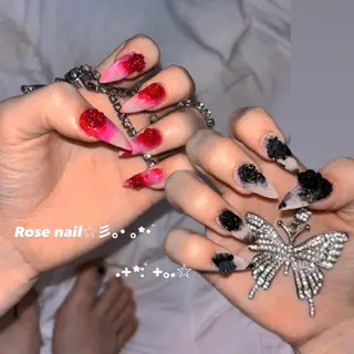 ネイル Momoka .のネイルデザイン