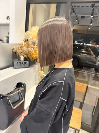ショート カラー 猪股 稜斗のヘアスタイル
