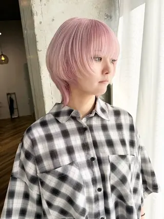 ショート カラー ヘアアレンジ lani ブリーチ /ダブルカラーのヘアスタイル