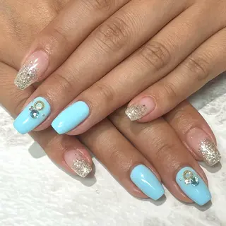 ネイル 志形 彩音のネイルデザイン