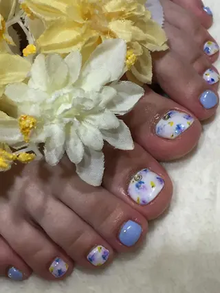 ネイル Sympa 𝓜iwako🐰ᩚのネイルデザイン