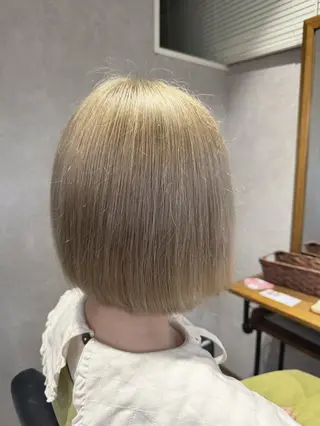 ショート カラー ✨ハイトーン カラー福岡拓也✨のヘアスタイル