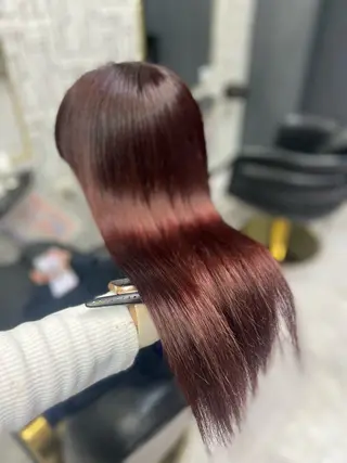 ロング 瀧下 唯のヘアスタイル