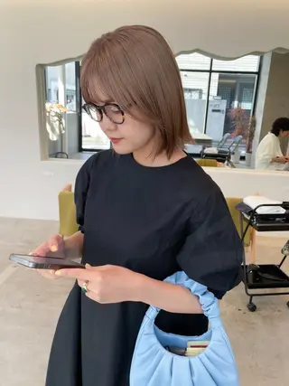 ショート カラー ヘアアレンジ ミニボブ/ブリーチ 🌈MISATOのヘアスタイル