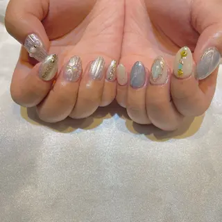 ネイル 糀屋 彩奈のネイルデザイン