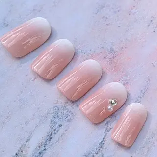 ネイル 6RokuHair（ロクヘアー)所属・門川 茉奈美のネイルデザイン