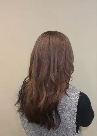 カラー aile Total Beauty Salon 生駒店所属・ヒロセ ノゾミのヘアスタイル