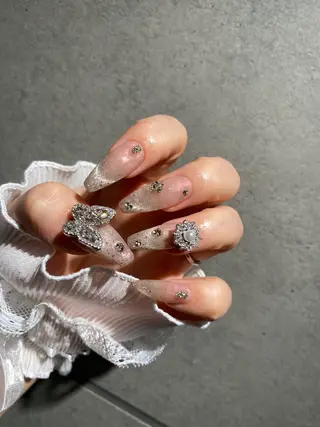 ネイル I-nailロング /ワンホン/キラキラのネイルデザイン